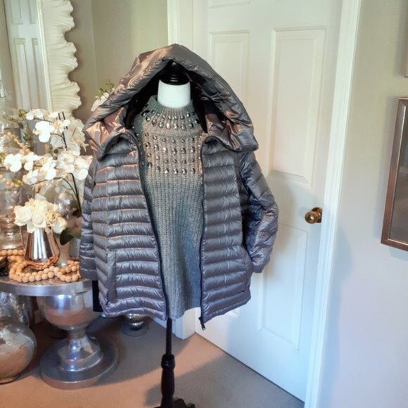 EUC Calvin Klein silver down hooded puffer coat 1X - Picture 2 of 6